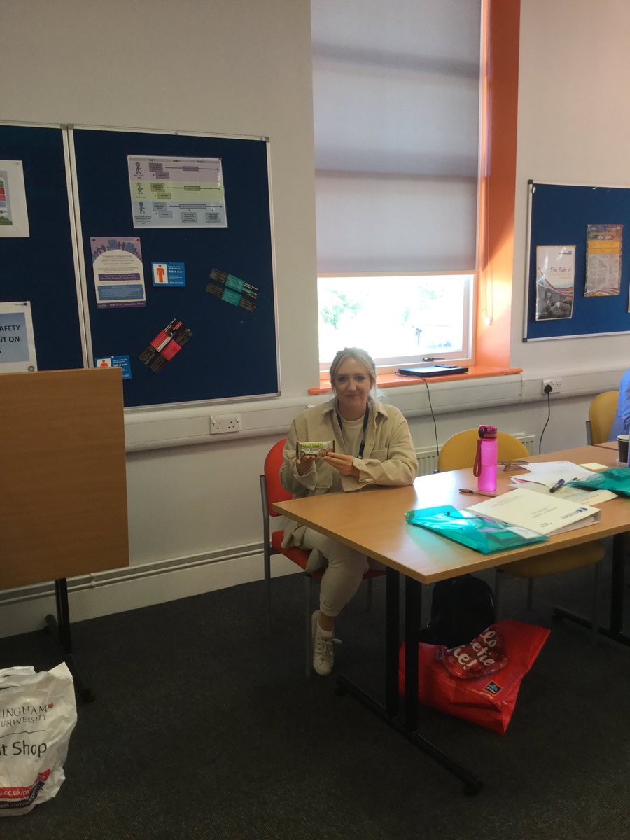 Familywork123's tweet photo. @WainKayle enjoying a Nut Butter Cup on day 3 of the Family Work Training #TheWorkPerk/ #naturevalley/ #nutbutter/ #nutbuttercups/ @TheWorkPerk / @NatureValleyUK @NottsHCCulture @NottsHealthcare @NottsHCLandOD https://t.co/hgZwPzW0C2