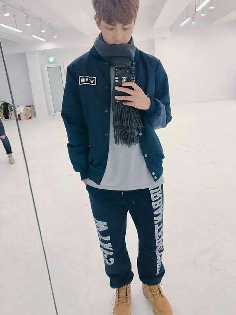 Belen27426257's tweet photo. #HAPPYRMDAY2019 
#RMGalaxyDay 
#RMBirthday 
#RM 
💜💜💜💜🎂🎂🎂🎂💕💕💕💕 https://t.co/TUF3xr29L2