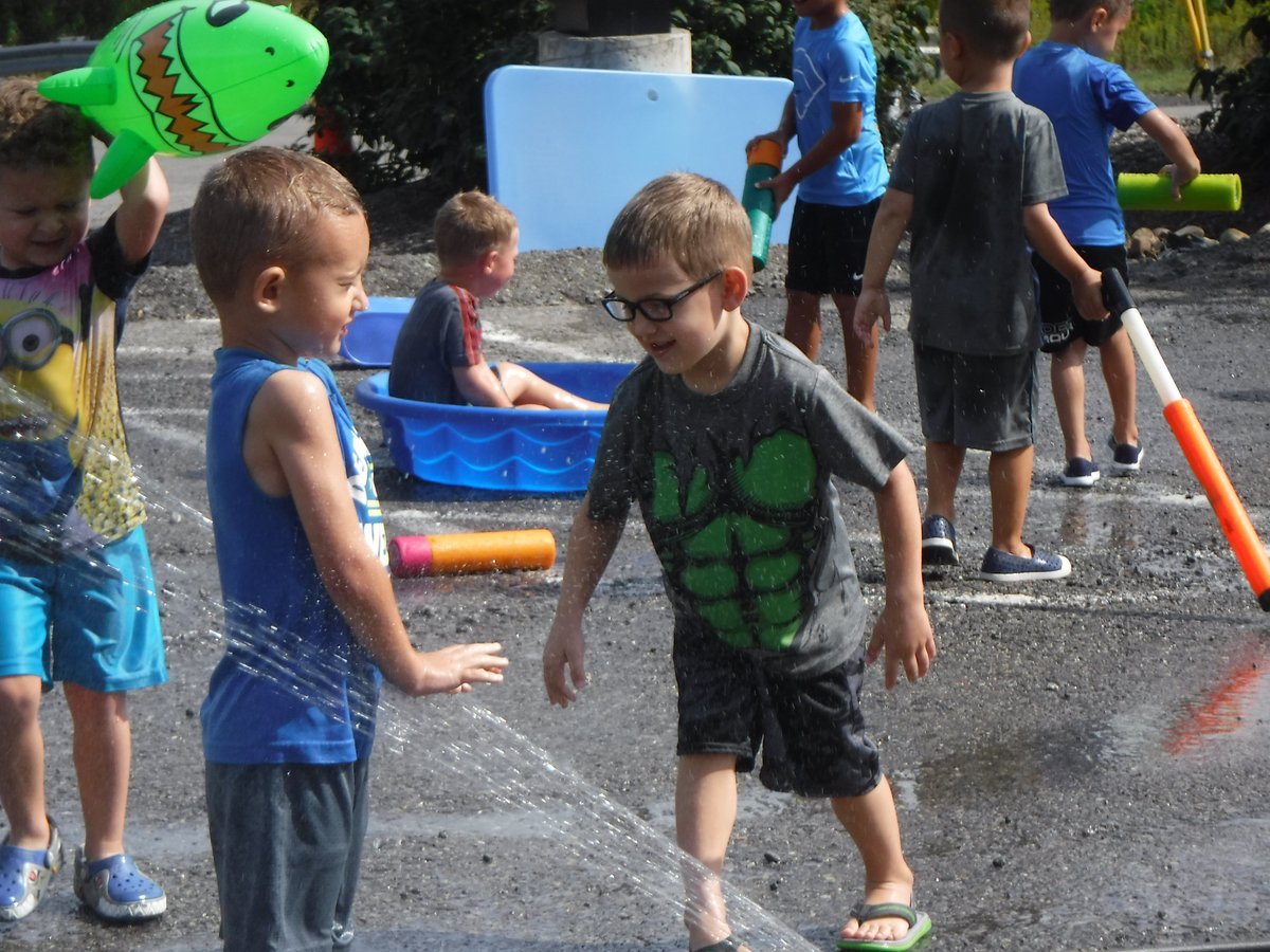genesisearlyLA's tweet photo. What a great day for a little "Water Fun":) https://t.co/KEbHvqdgGH