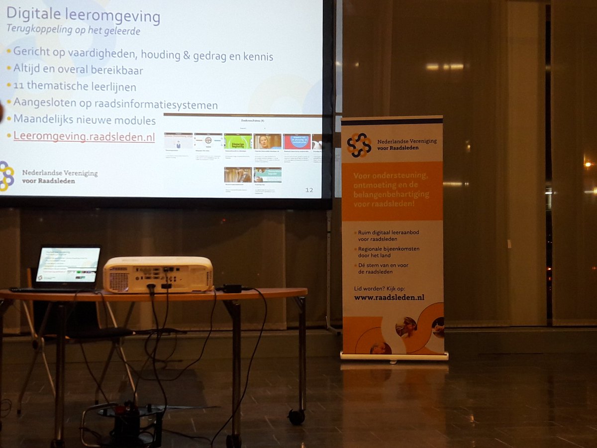GerardPelgrim's tweet photo. Vanavond samen met raadsleden uit de regio een bijeenkomst bijgewoond over "Houd grip op het begrotingsproces" van de Nederlandse Vereniging voor Raadsleden. Mooie dingen gehoord. #RaadDoetErToe @RaadslidNu https://t.co/FTv9bZtqLR