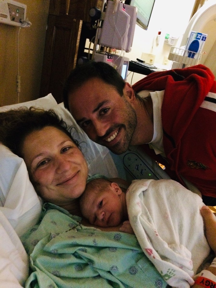 prostarmgmt's tweet photo. This Wisconsin beauty, Evarose Ivy Berg, was born this morning at 11:37am...7 lbs 10 oz &amp; standing 21 inches! Congratulations to @prostarmgmt alum Justin @brandnew64 Berg &amp; Sammie! #BadgerFan https://t.co/RJQB982ins