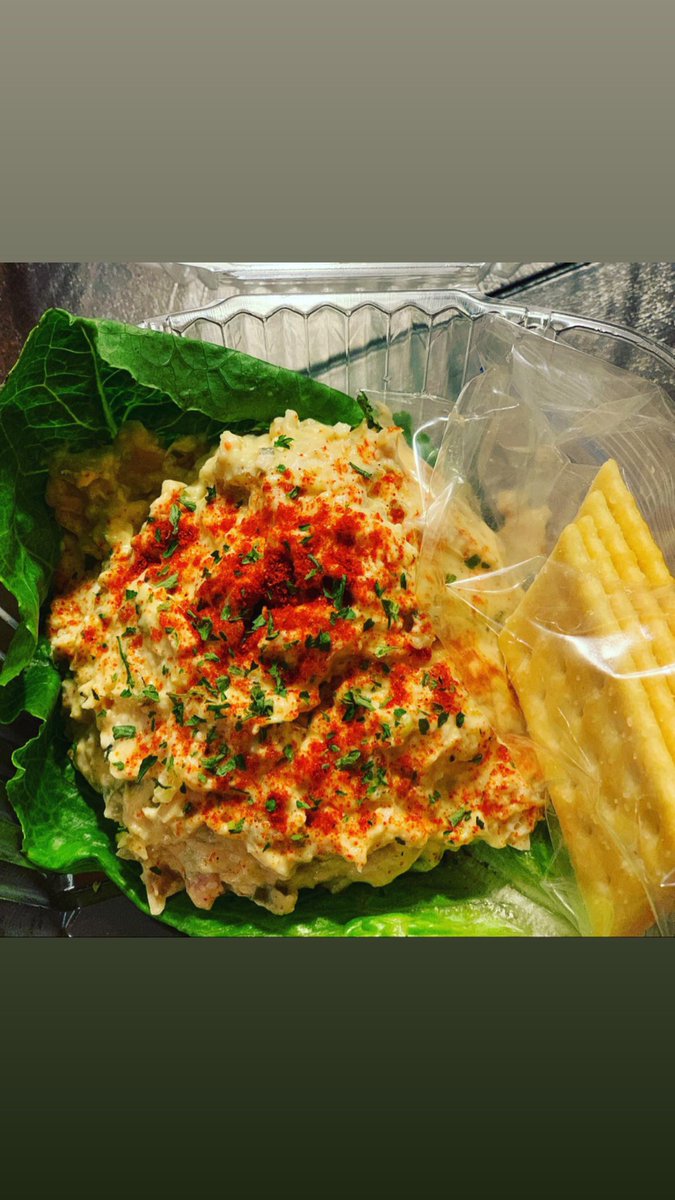 Cur2ursweetooth's tweet photo. @themountleads @KWBMinInc Welcome Back From Selah☺️Don’t worry about cooking tonight🤗 Stop by Keys for freshly made Heavenly Chicken Salad, Banana Pudding and Hot out of the oven Old Fashion Pound Cake😋 https://t.co/pPZgB5w1CG