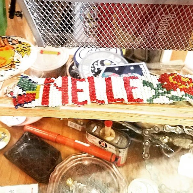 NellsKingdom's tweet photo. And there it was.  In the #thriftstore showcase. #nelle @sslthrift https://t.co/4TjmLKic7O https://t.co/0KBc0c3yo1