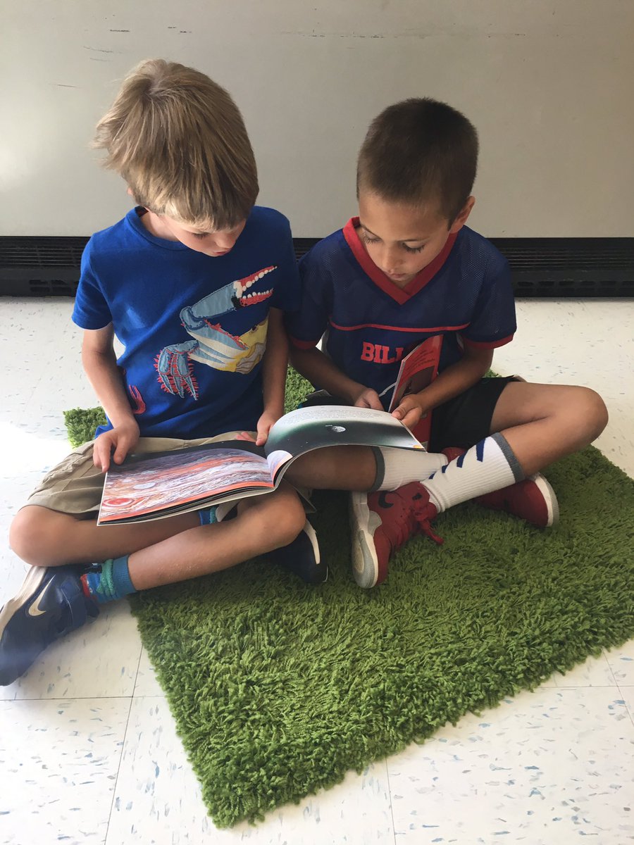 MsStocker2's tweet image. Practicing our EEKK (elbow elbow knee knee) partner reading strategy! Students listened and asked their friends questions throughout the book