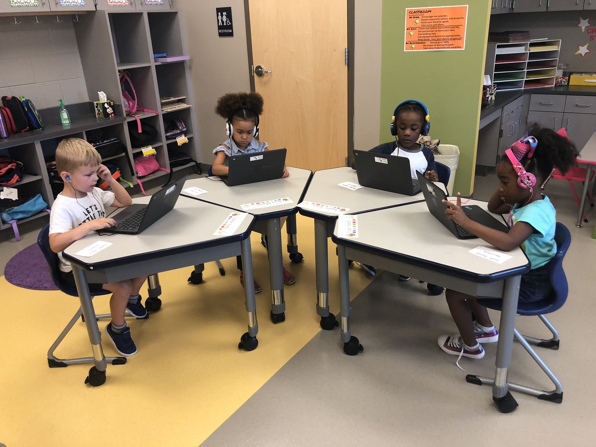 MsflickK's tweet photo. Exciting things happening in room D113. We had so much fun exploring our personal computers in class today. We learned all about taking care of them too! #responsibility #Kindergarten #technology #FBES https://t.co/UICygzHps0