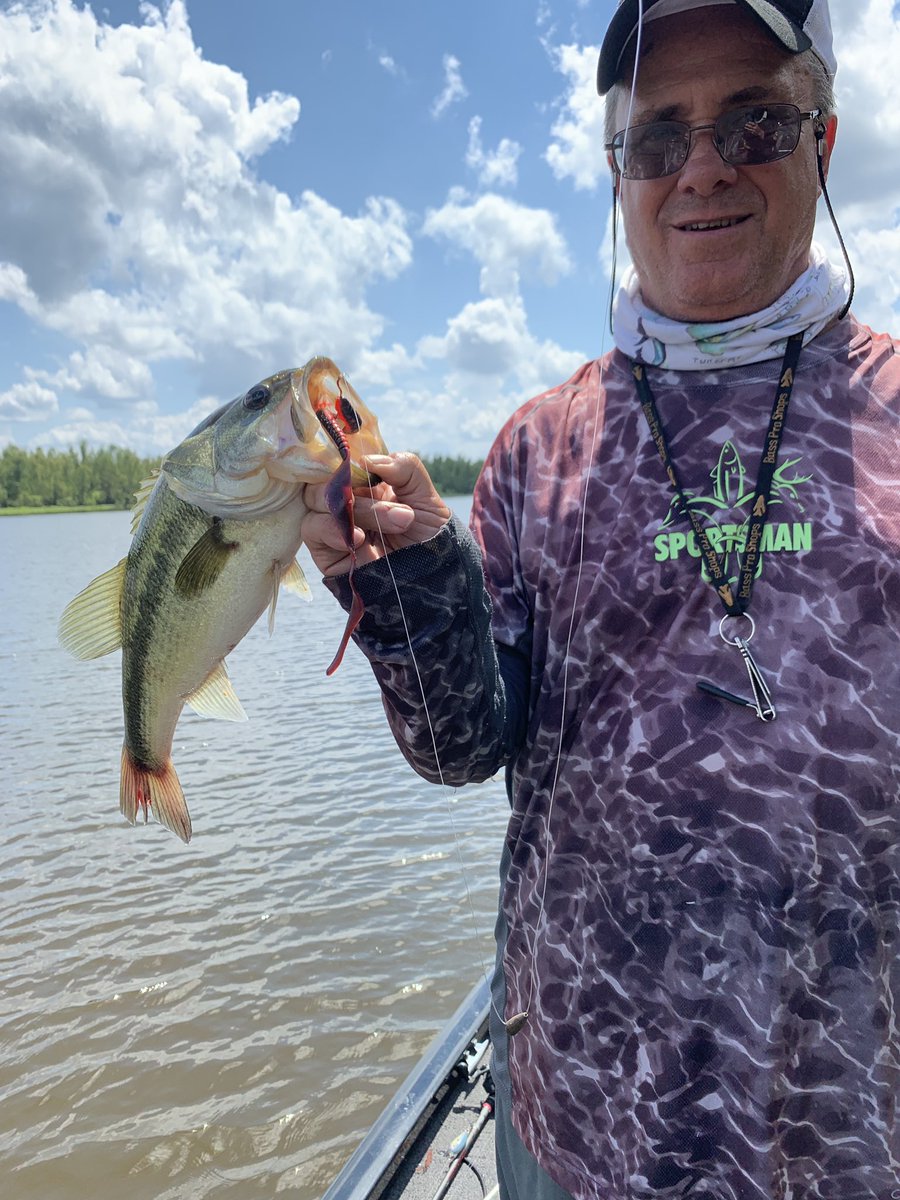 THEREALSHOOPMAN's tweet photo. Had a good time today on the water, the @TwisterFishing hang 10 was getting it done today! #teamtwister https://t.co/PKb0uR7nho
