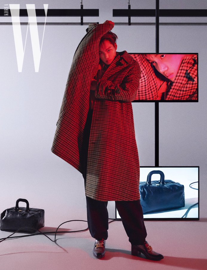 rb_kjikms's tweet photo. @gucci @weareoneEXO @wkorea In real life or in the fashion pages, Kai makes Gucci look amazing and covetable. He is a gifted dancer and the WKorea dance photoshoot was iconic!!! 

#OurPreciousKAI @weareoneEXO
@gucci #EXO 
#KAI #카이 #엑소카이 #カイ #金钟仁 https://t.co/47KJZiQbAG