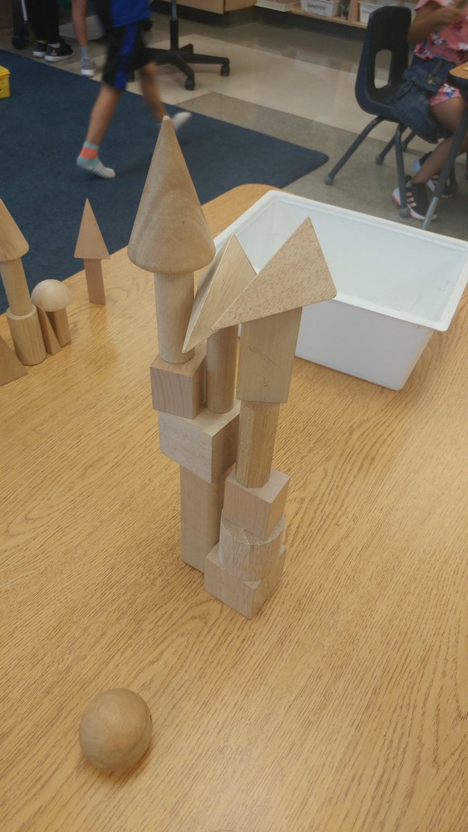 JessopJS's tweet image. We are beginning our day with Exploration time... Students are getting their minds ready for the day!