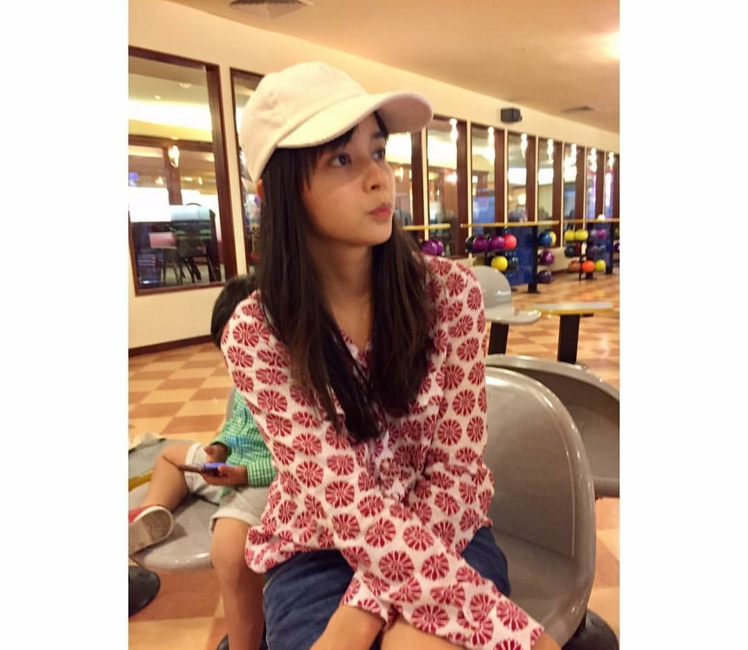 とがちゃん Pa Twitter 加藤ローサさん いくつになっても可憐で美人だな 2児の母親とかどういう冗談 加藤ローサさんの息子達よ お母さんをあまり泣かすんじゃないよ