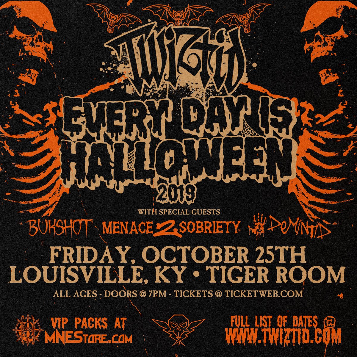 majikninjaent's tweet photo. #everydayishalloween 🎃
Louisville, Kentucky #ninjas get to the #TigerRoom October 25th💀
#tickets - link in bio (tours tab)
#VIPs @twiztidshop :
https://t.co/KF5OYu6Q0A
#majikninjaentertainment #twiztid #horror #livemusic #underground https://t.co/NUni8KHOec