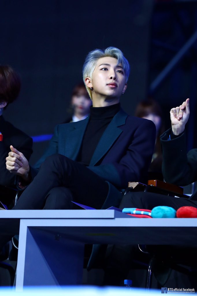 ronaiza28's tweet photo. Happy Birthday RM! @bts_bighit #HappyBirthdayNamjoon https://t.co/FLBVh5fRsZ