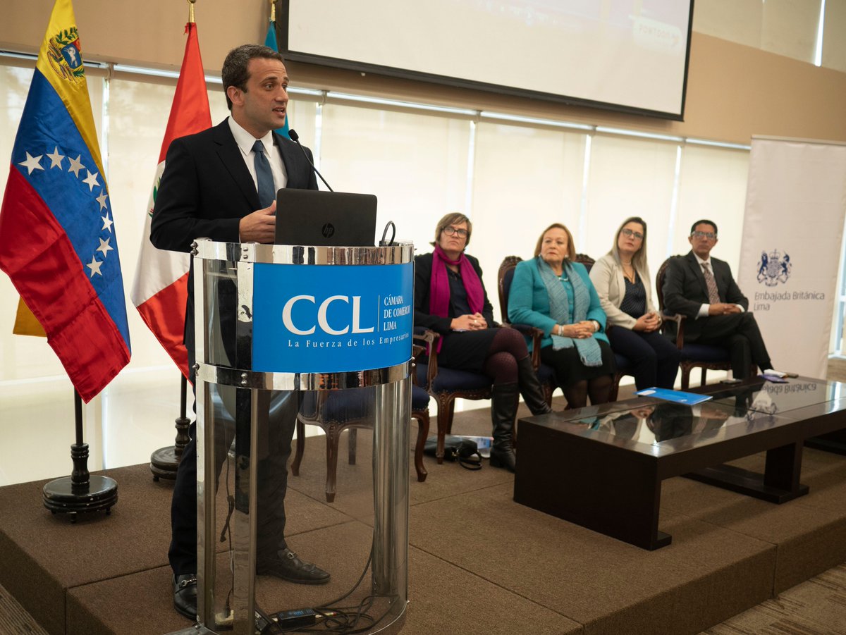 Valiosos_org's tweet photo. Así fue el lanzamiento oficial de https://t.co/yiiqRtYetM en la Cámara de Comercio de Lima. Contó con la participación de los embajadores Kate Harrisson y Carlos Scull, además de la presidenta de la CCL, Yolanda Torriani y el presidente de Hijos del Padre Pío, Fabrizio Caciano. https://t.co/feWrRl3FUH