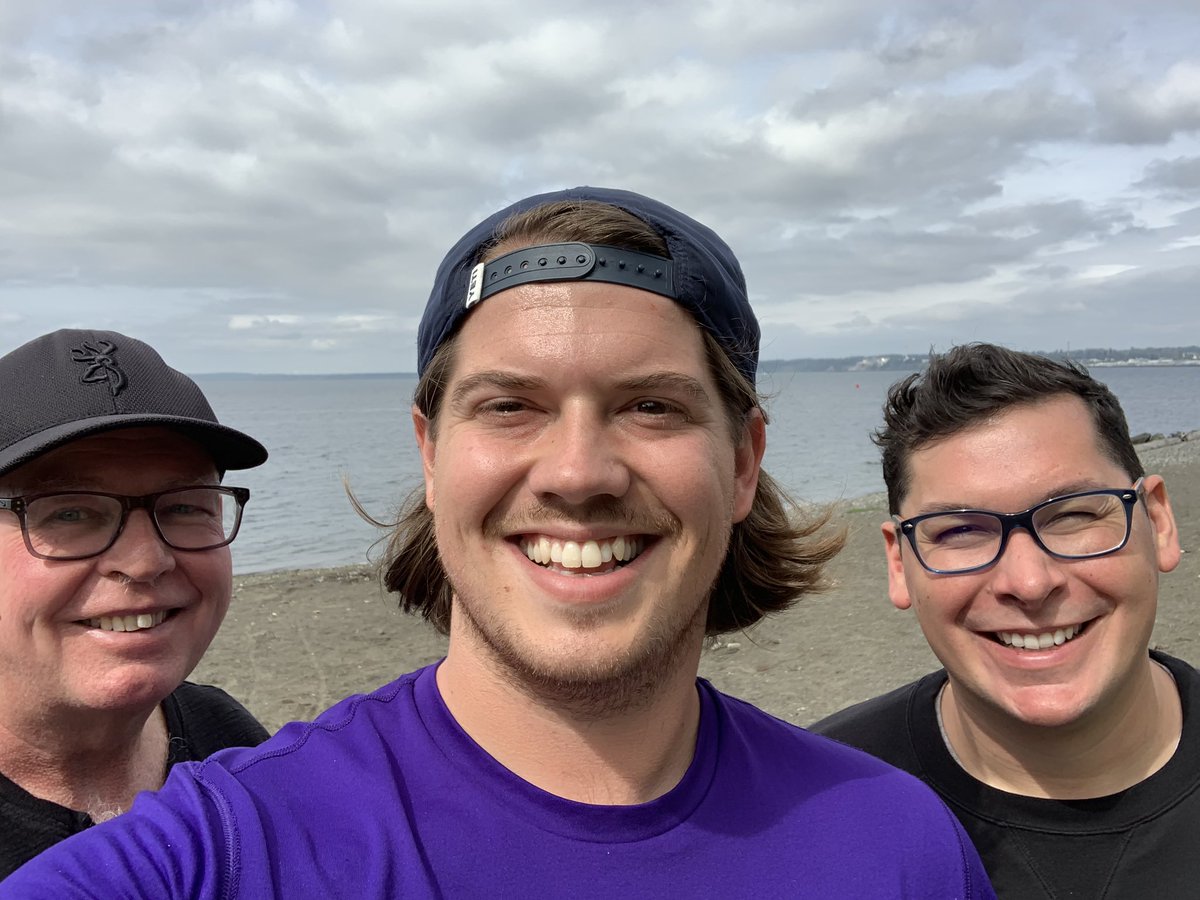 Doug_Doyle's tweet image. Look who we ran into on our way to a day with Andy Stanley in Everett, Washington. The infamous Harrison Jones of Bellingham. #fortcitychurch #gettingeducated #meetingoldfriends