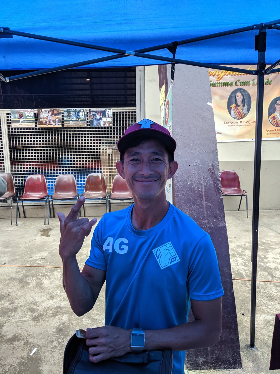 💯💪🔥CELEBRITY SIGHTING⚾🤘⚽
Coach Anto Gonzalez of <a href="/upmensfootball/">UPMFT</a> bought a cap yesterday and looks very pleased with his purchase.