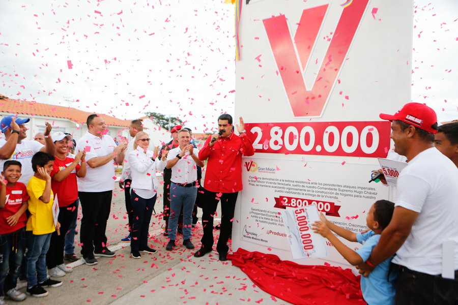 Tag vivienda2millones800mil en El Foro Militar de Venezuela EEOEPkpXsAAFgX3