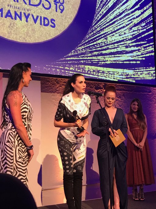 Congratulations ⁦⁦@ManyVids⁩ for winning Global web brand of the year at this year&rsquo;s #2019XbizEuropaAwards<a class="tags" href="/tag/manyvids">@manyvids</a><a href="/tag/xbizberlin"class="tags"><span>#xbizberlin</span></a><a href="/tag/2019xbizeuropaawards"class="tags"><span>#2019xbizeuropaawards</span></a>