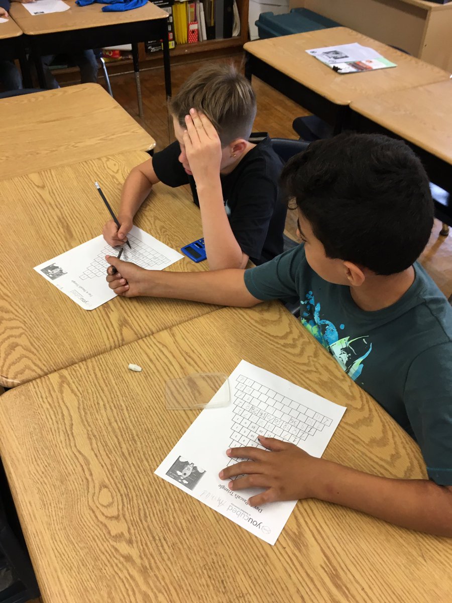 mrwindibank's tweet image. Happy to see students working together towards a common goal. #2on1marker #pascalstriangle
