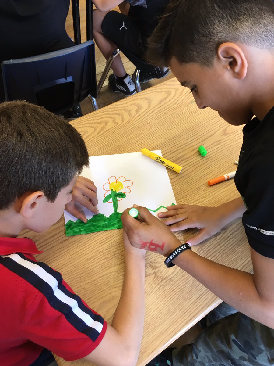 mrwindibank's tweet image. Happy to see students working together towards a common goal. #2on1marker #pascalstriangle