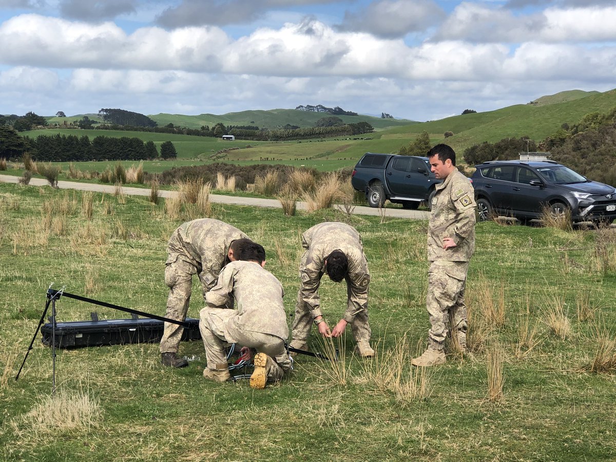 ray_kareko's tweet photo. Got to spend a couple of hours with some very capable warfighters from 16 Fd Regt who were out getting some joystick time on new Army capability.
Kia rite Kia takatu - Ready to Act
#professionofarms
#worldclasswithmana https://t.co/8fnqRdY6U7