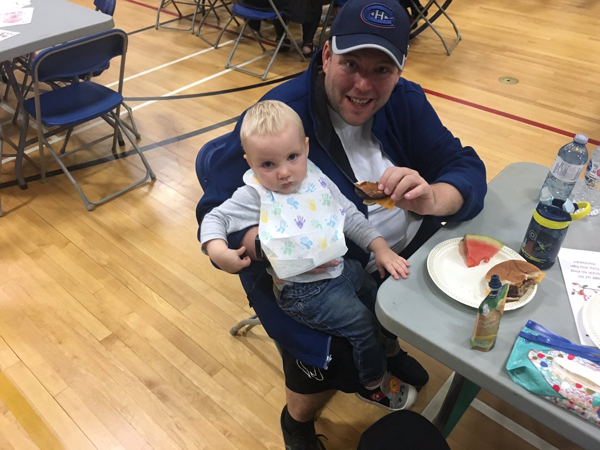 Great turnout tonight at our Welcome Back BBQ <a href="/FMPSD/">Fort McMurray Public School Division</a> <a href="/TLSchoolCouncil/">TimberleaSchoolCouncil</a>