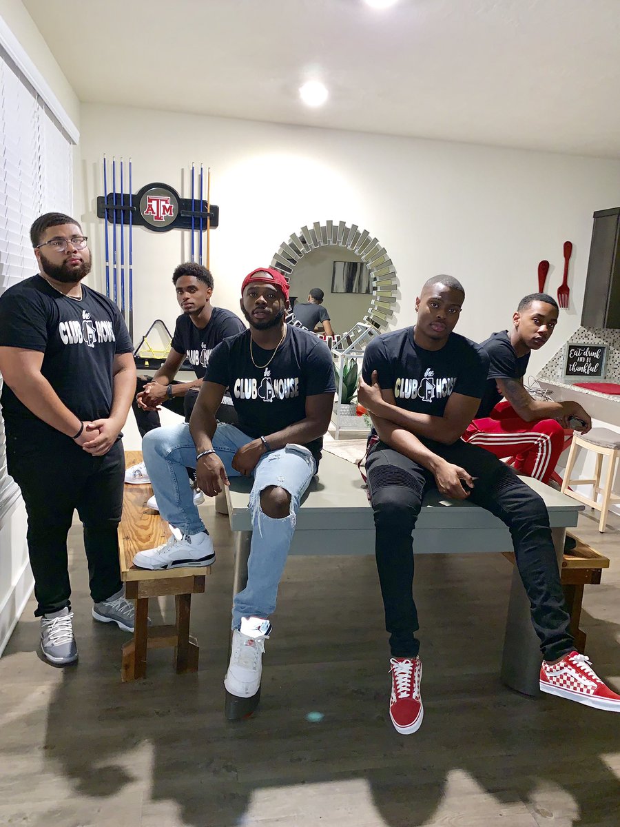 _ClubHouse__'s tweet photo. We don't need no one vouchin' for us🏠 https://t.co/BizAg1FmWS