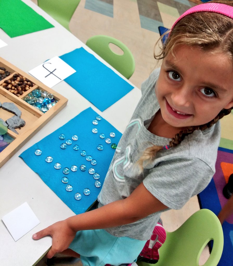 lwaterfield13's tweet photo. Practicing letter formation with loose parts in our reading rotations today. #privatereading #partnerreading #smallgroupwork
Sweet boy in the 3rd pic says, "Look at my happy f!!" โค @lusk_courtney https://t.co/STIE86hSXh