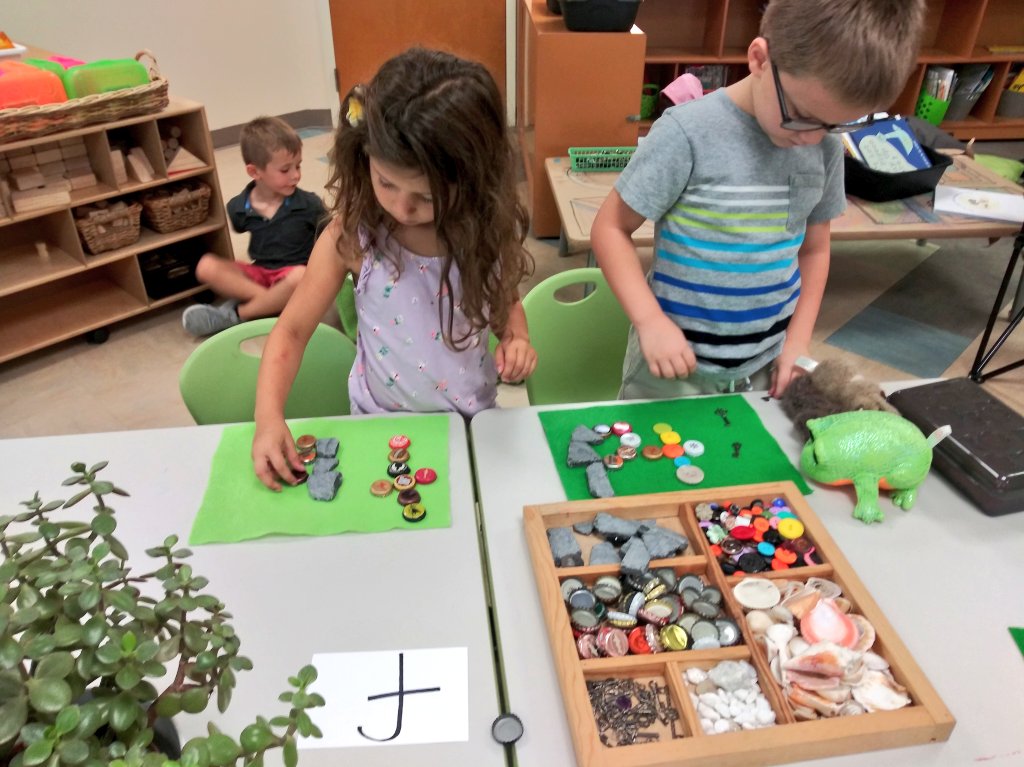 lwaterfield13's tweet photo. Practicing letter formation with loose parts in our reading rotations today. #privatereading #partnerreading #smallgroupwork
Sweet boy in the 3rd pic says, "Look at my happy f!!" โค @lusk_courtney https://t.co/STIE86hSXh