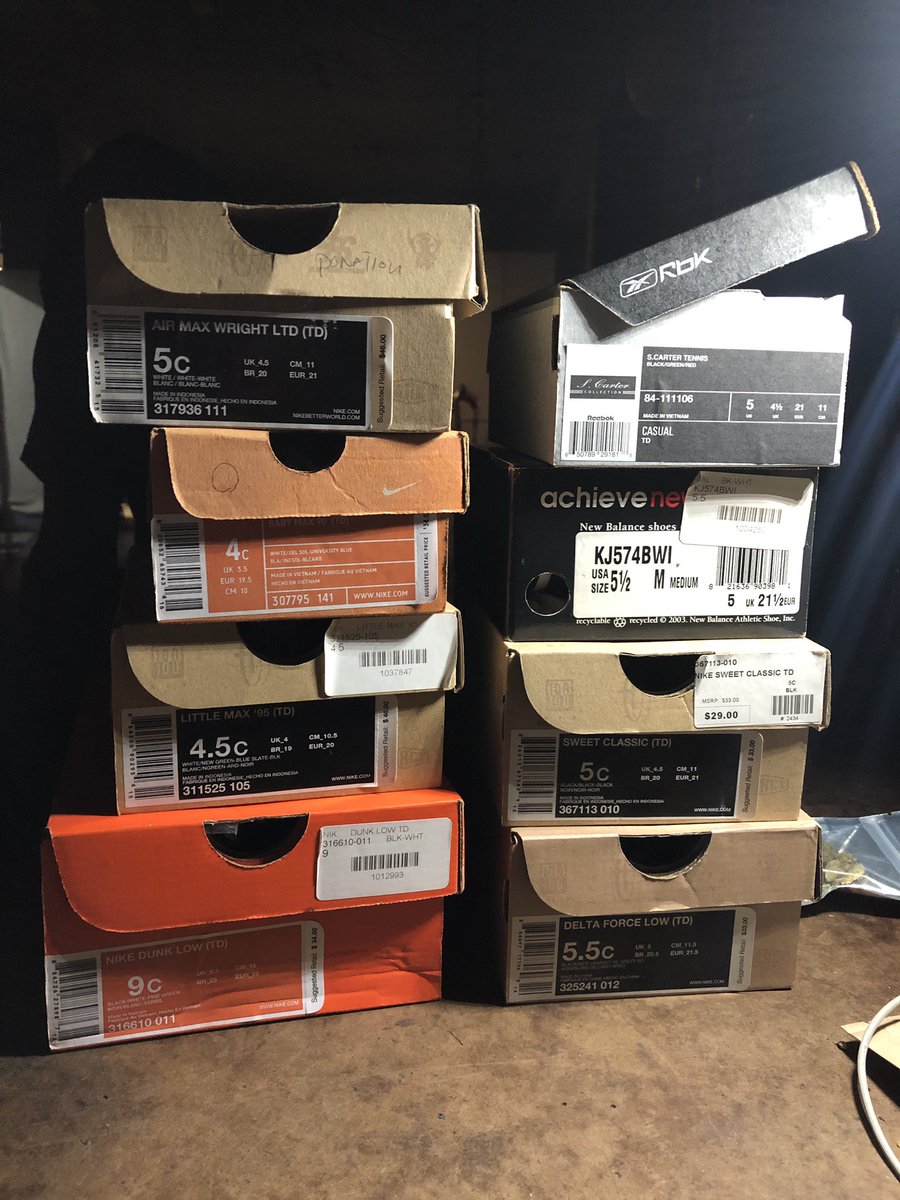 TheKanek's tweet photo. Vintage Nike Baby 🍼 stock 👟 https://t.co/aRohasiQby