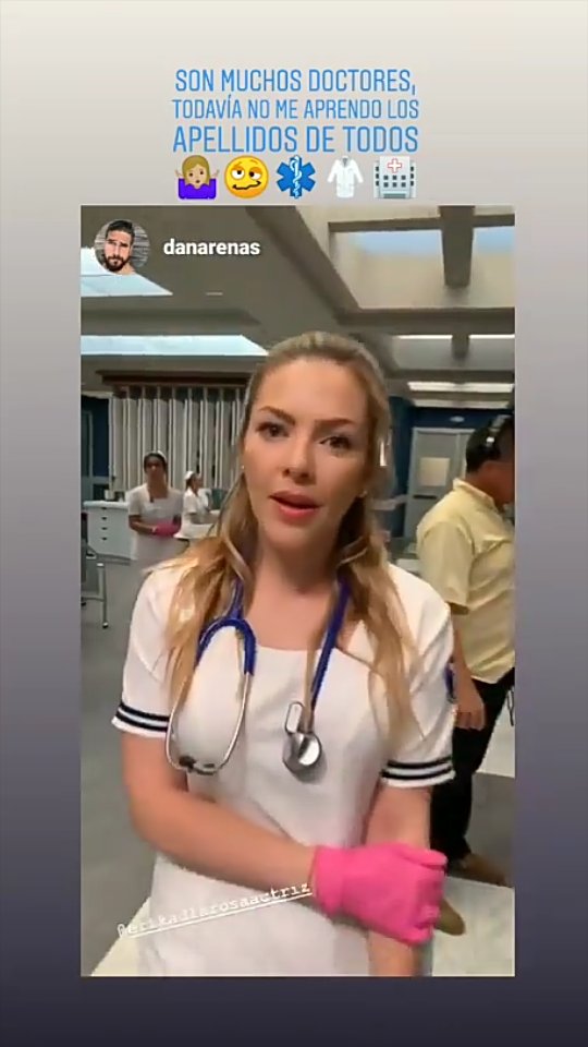 NanuBntz_779's tweet photo. Nose pero yo amaria que se formaran estas parejas #Lili y el #DrParedes , #Mireya y el #DrOlivares este cuarteto se gano mi ❤❤ @palmeirac @DanArenas @ERIKAMAZAPAN #RodolfoSalas 😍❤ #Medicos https://t.co/N4N7JMcO1F