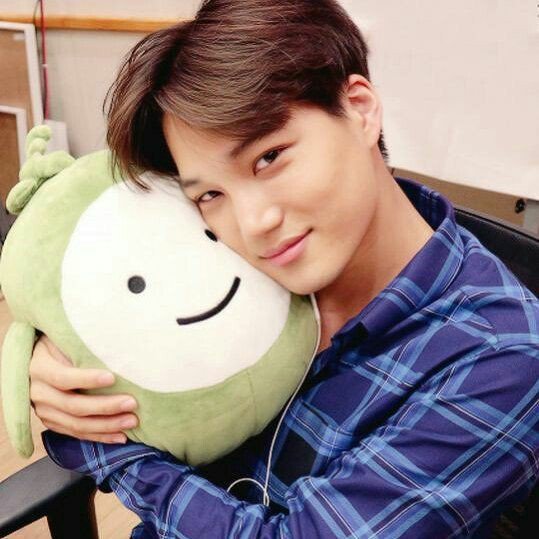 rinpcy61's tweet photo. To #OurPreciousKAI thank you for being EXO's Kai and our Kim Jongin.. thank you for always giving us the best part of yourself in everything you do, for making us (your EXO_Ls) happy. I wish for your happiness too. Please don't lose that smile. 😊🧡 @weareoneEXO https://t.co/MGxnkYrpxH