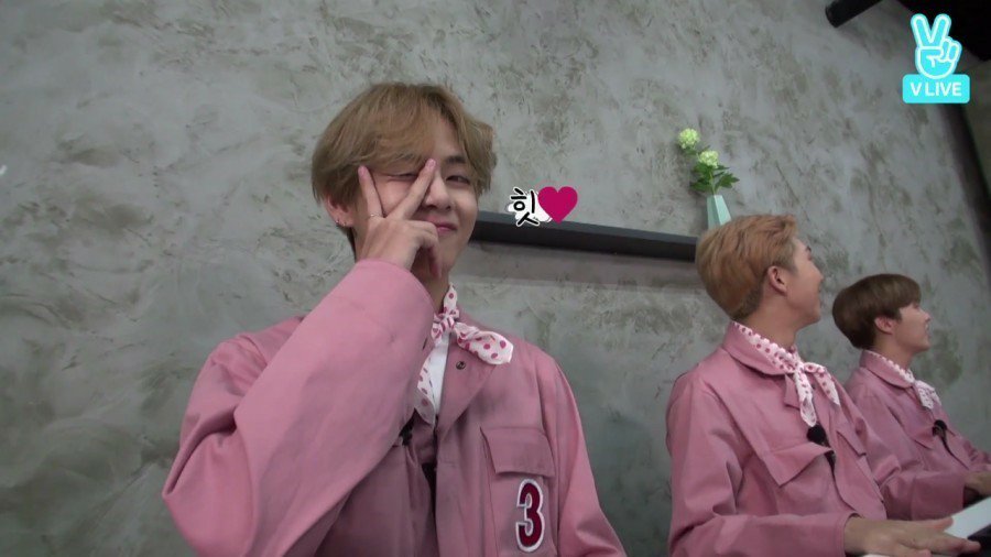 AmyCho4's tweet photo. @btsmultis_ I'm fine today too! Have a nice day https://t.co/BabGIGuaVR