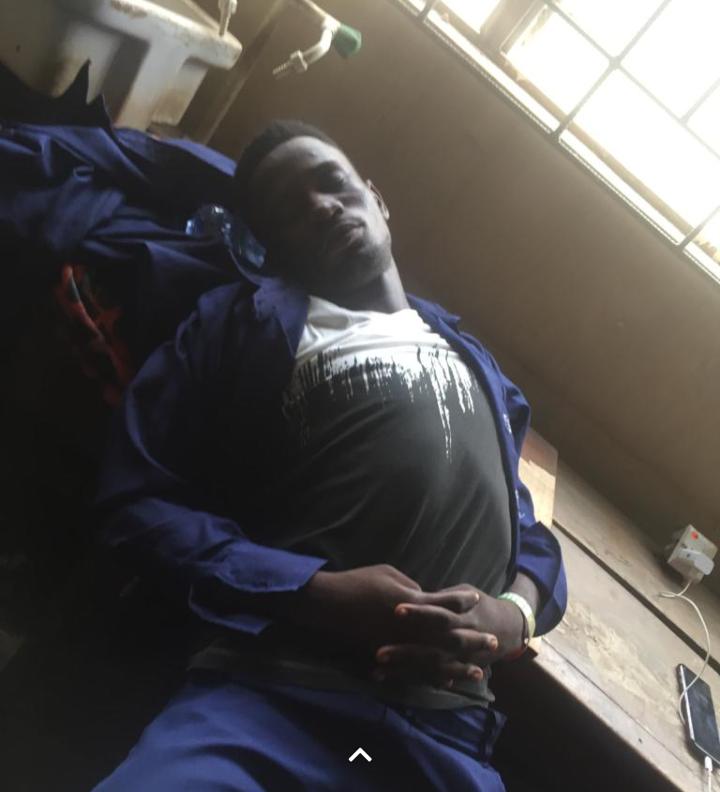 _Emmaxfans's tweet photo. Billing killed Local Man On The Last Day Of #AFP
#FPY
#Funaab
#Colerm https://t.co/9BpPnV3OYV