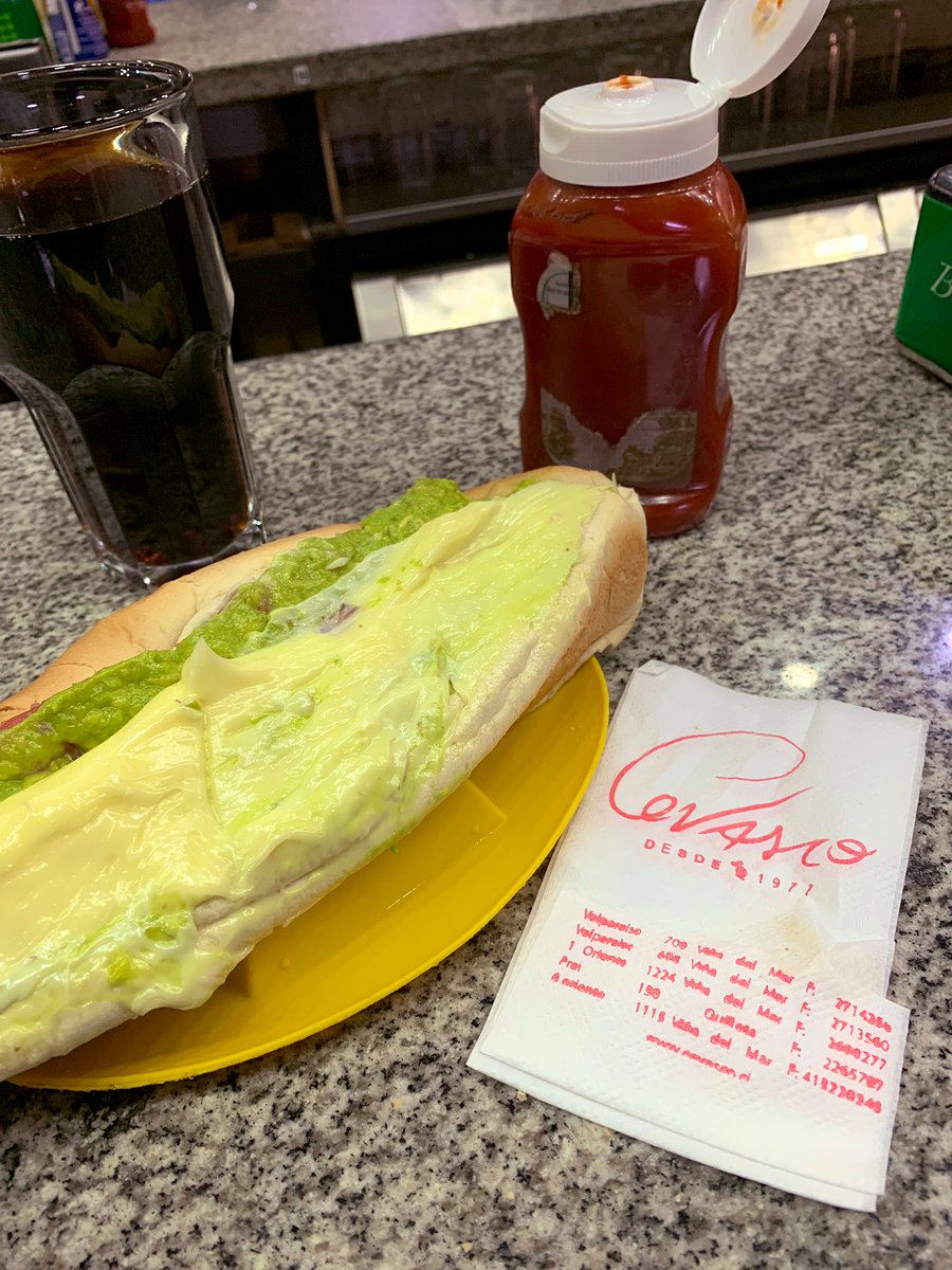 mirtharojasp's tweet photo. Por que no estamos en edad que quedarnos con ganas ni antojos #PostTurno https://t.co/8DoCizu730
