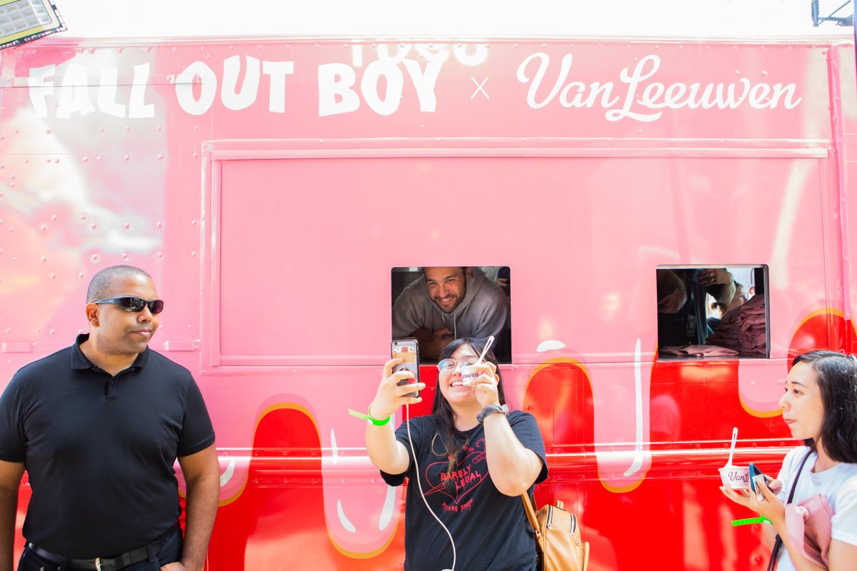 Fall Out Boy tweet media