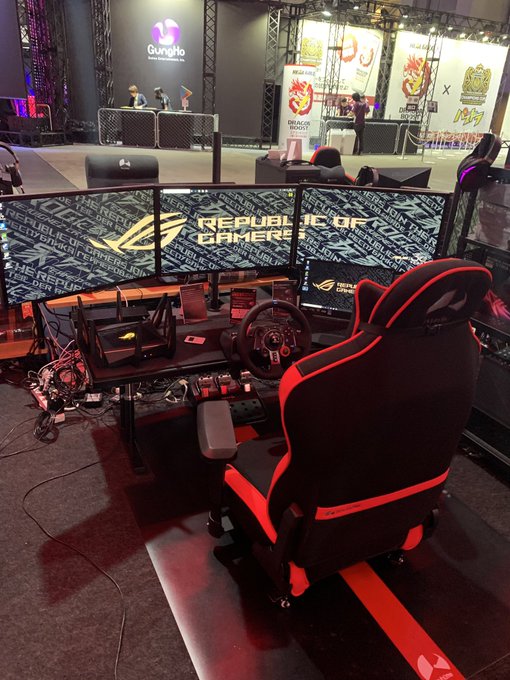 Twitterのコスプレ画像19