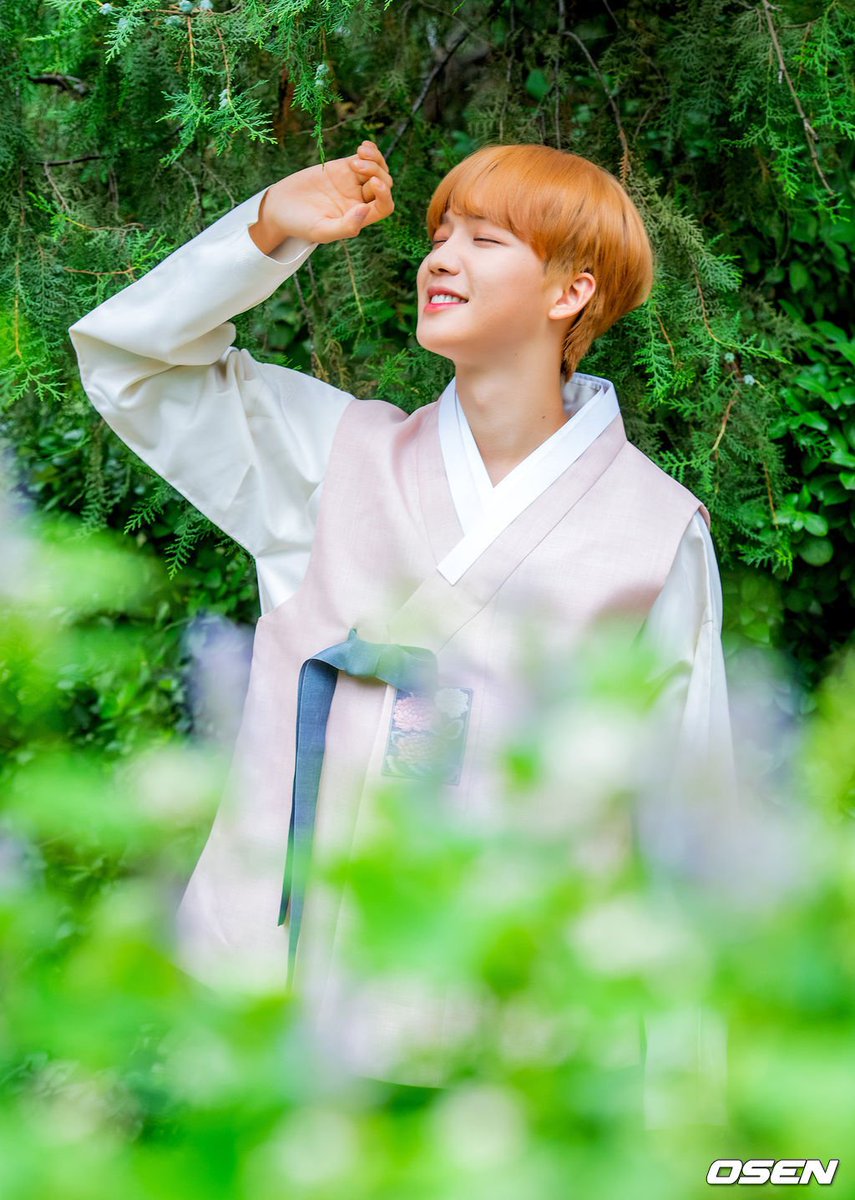 951225lullaby's tweet photo. 모두들 즐거운 추석 연휴 보내세요☺️

#임영민 #AB6IX #에이비식스
🍅 https://t.co/YbboOyEqOK https://t.co/0aY1LqDkuu