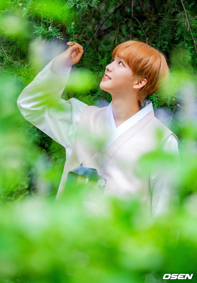 951225lullaby's tweet photo. 모두들 즐거운 추석 연휴 보내세요☺️

#임영민 #AB6IX #에이비식스
🍅 https://t.co/YbboOyEqOK https://t.co/0aY1LqDkuu