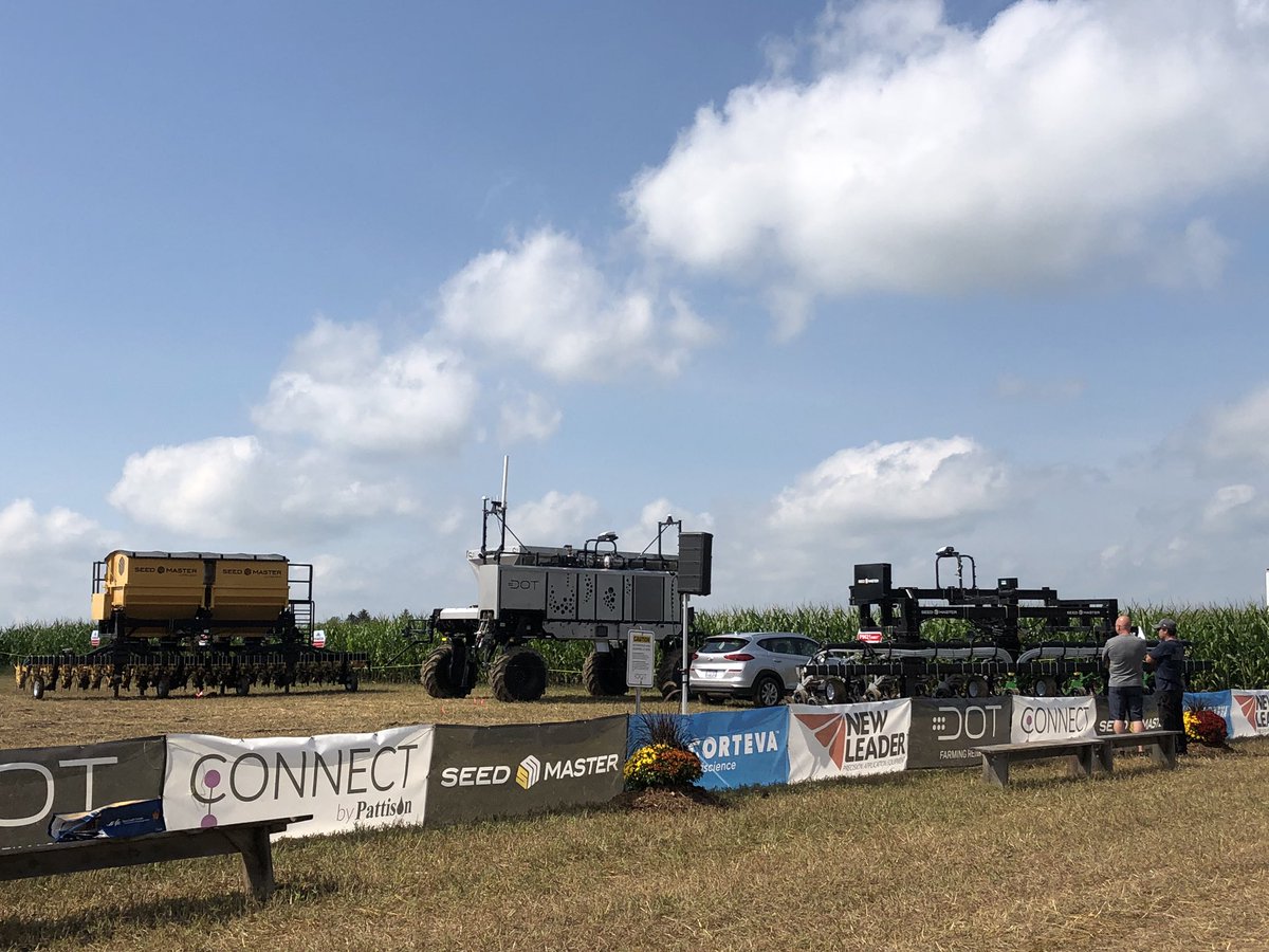 BrittanyBlakel3's tweet photo. Great day of learning at #cofs19! Including this captivating technology of DOT from Saskatchewan. #seedotrun #autonomoustractor https://t.co/EDjDhUFCYr