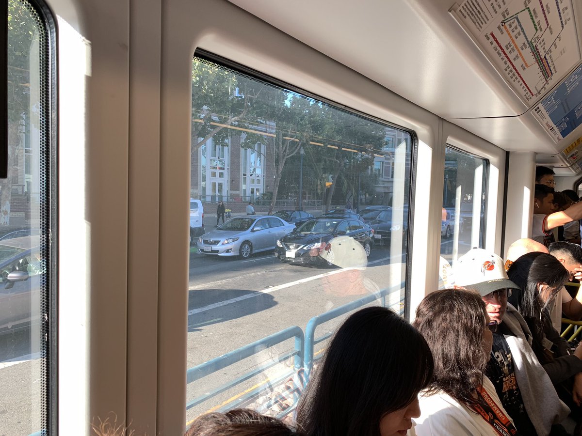 Bobakkabob37's tweet photo. Compare the number of people served by the 4 lanes of traffic we set aside for cars, compared to the HUGE number of people served by just ONE @sfmta_muni LRV4 2 car Siemens train. 

The priorities of this city are backwards. We need to invest MORE in transit and dedicated lanes https://t.co/eq0PcBqtQW