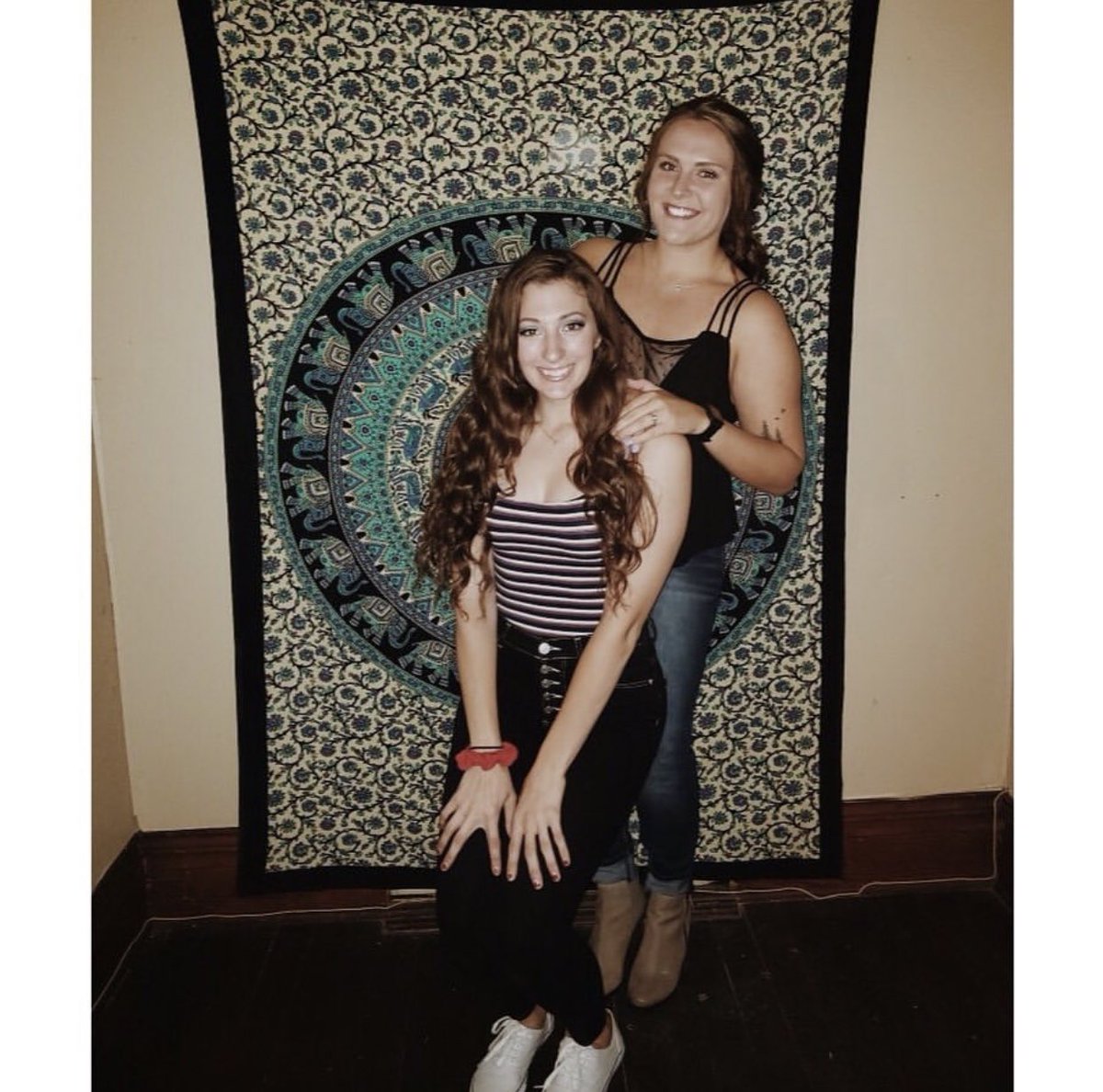 paigeguerrero3's tweet photo. Love ya BROTHER @Kimberly_Labahn https://t.co/npZrSpmLiK