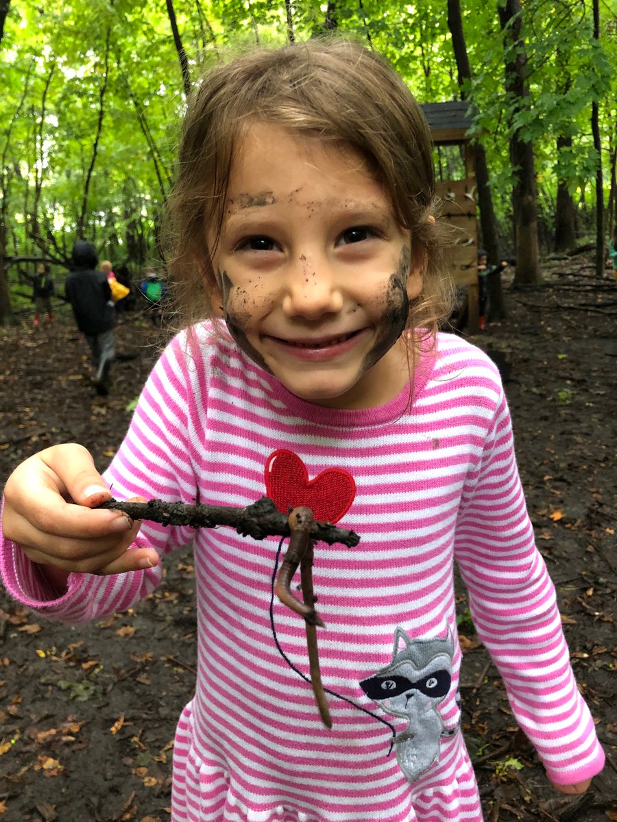 heyerlearning's tweet photo. Toads and worms and mud, oh my!
#WildernessWednesday #AnimalCharacteristics #ImAnExplorer #LookAtMeExploring #CanWeDoThisAgain #AuthenticLearning https://t.co/u5QVKK1x0v