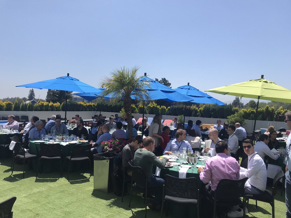 alexfe15's tweet image. .@1World_Online Team going strong at the @PlugandPlayTC #FocusWeek meeting top brands in various verticals, looking for innovative solutions, creating real traction