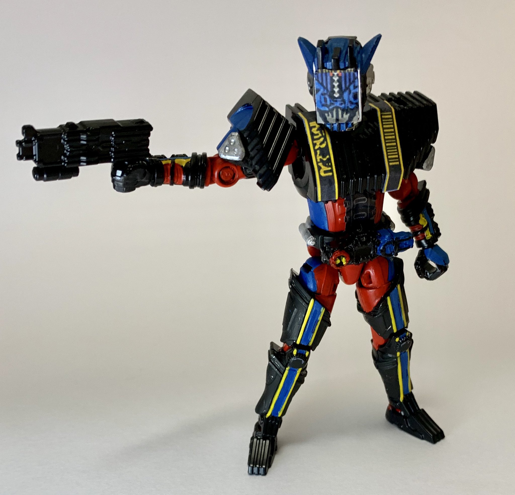 ナミヘイ No Twitter 仮面ライダーゲイツ ディエンドアーマー 冥王と化したジオウ に対抗し 時空を操る力を得たゲイツの新たな姿 力の半分 が込められていたディケイドライドウォッチと違いディエンドの力ほぼ全てがウォッチに宿っている為 遥かに高い戦闘能力を