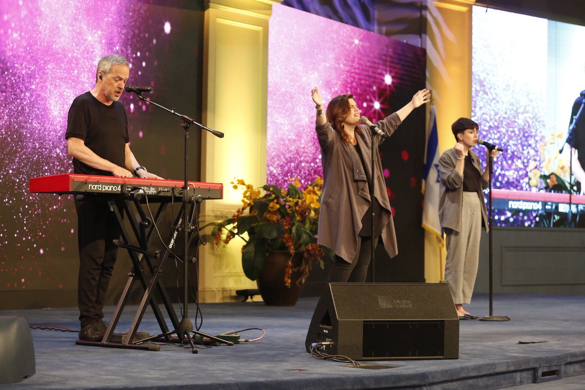 Dr. Bill Winston tweet media