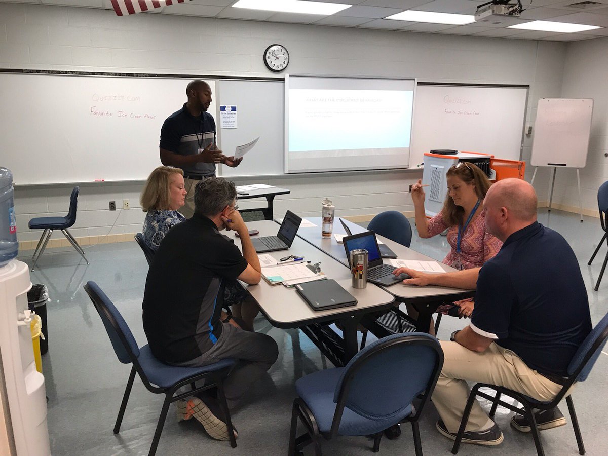 IMChesapeakeHS's tweet photo. Great things happen when we grow together. Our 1st Wise Weds. of the year was fantastic. Thank you to the facilitators and faculty. #ALLChesapeake #Bettertogether @jly223 @EwhiteMrs @MelBradshaw9 @trealston @PlittVickie @AACountySchools https://t.co/YYvmFNM0NC
