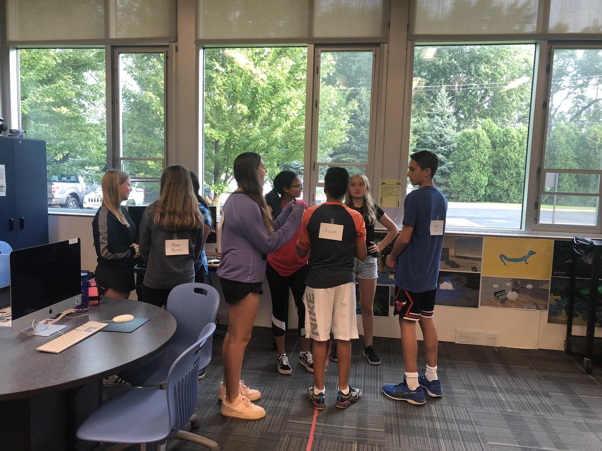 Some fun this morning! Figuring out dynamic duos this morning! Mac and cheese, Mickey and Minnie, Anthony Rizzo and Kris Bryant. Wednesday mornings are off to a great start! <a href="/JonathanDWolfe/">Jon Wolfe</a> #Engage109