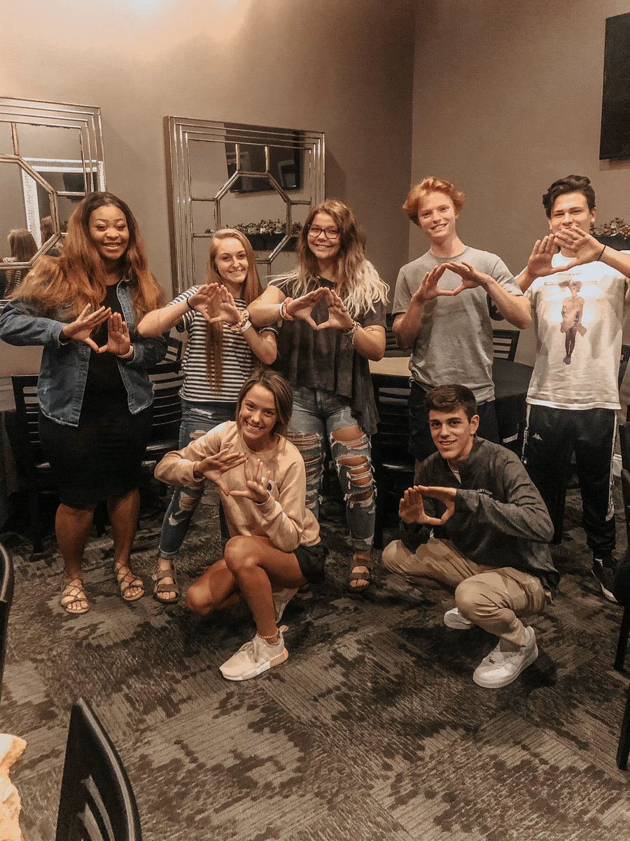 FHC_DECA's tweet photo. Meet your 2019-2020 DECA officers!
Are you ready for it? https://t.co/oWxVlSpgvv