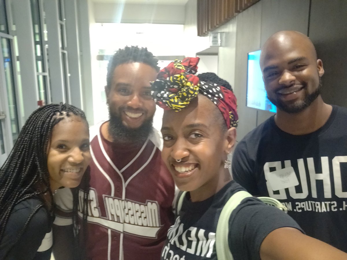 keshalake's tweet image. Leaving the @techsofcolor #codingwhileblack event! As usual, I&apos;m one of the last one here lol felt sooooo good to be programming with other devs again! Being unemployed is lonely! Lol SEE YOU AT THE NEXT ONE FAM! #seerosecode @ThugDebugger @bri_fugate @CallMe_Smooth12