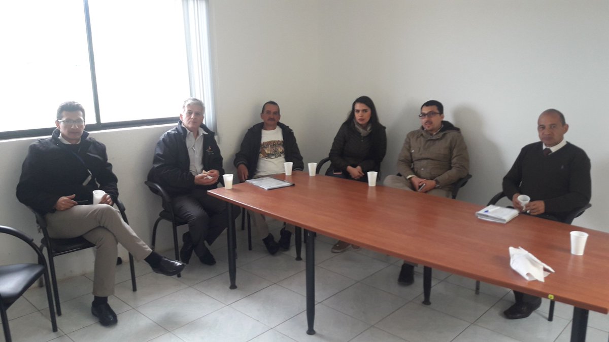 Juanpvintimilla's tweet photo. reunion de trabajo entre el comite de salud de Mariano Moreno Presidente de la Junta y Direccion Distrital, juntos por la Salud del Pueblo https://t.co/NbMiLQUtf0