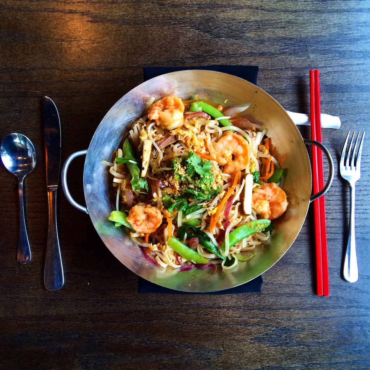 Shrimp Pad Thai and stop me! 🍜